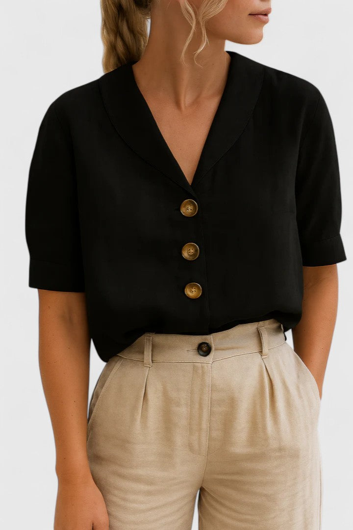 Stephanie | Camicia abbottonata a maniche corte con colletto aperto