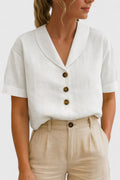Stephanie | Camicia a maniche corte abbottonata con colletto aperto
